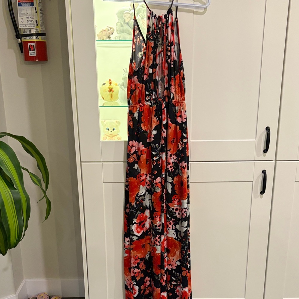 white birch Black Maxi Dress with Red & Pink Floral Print - Picture 3 of 3